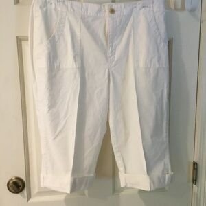 White size 14 Capri Pants by Coldwater Creek